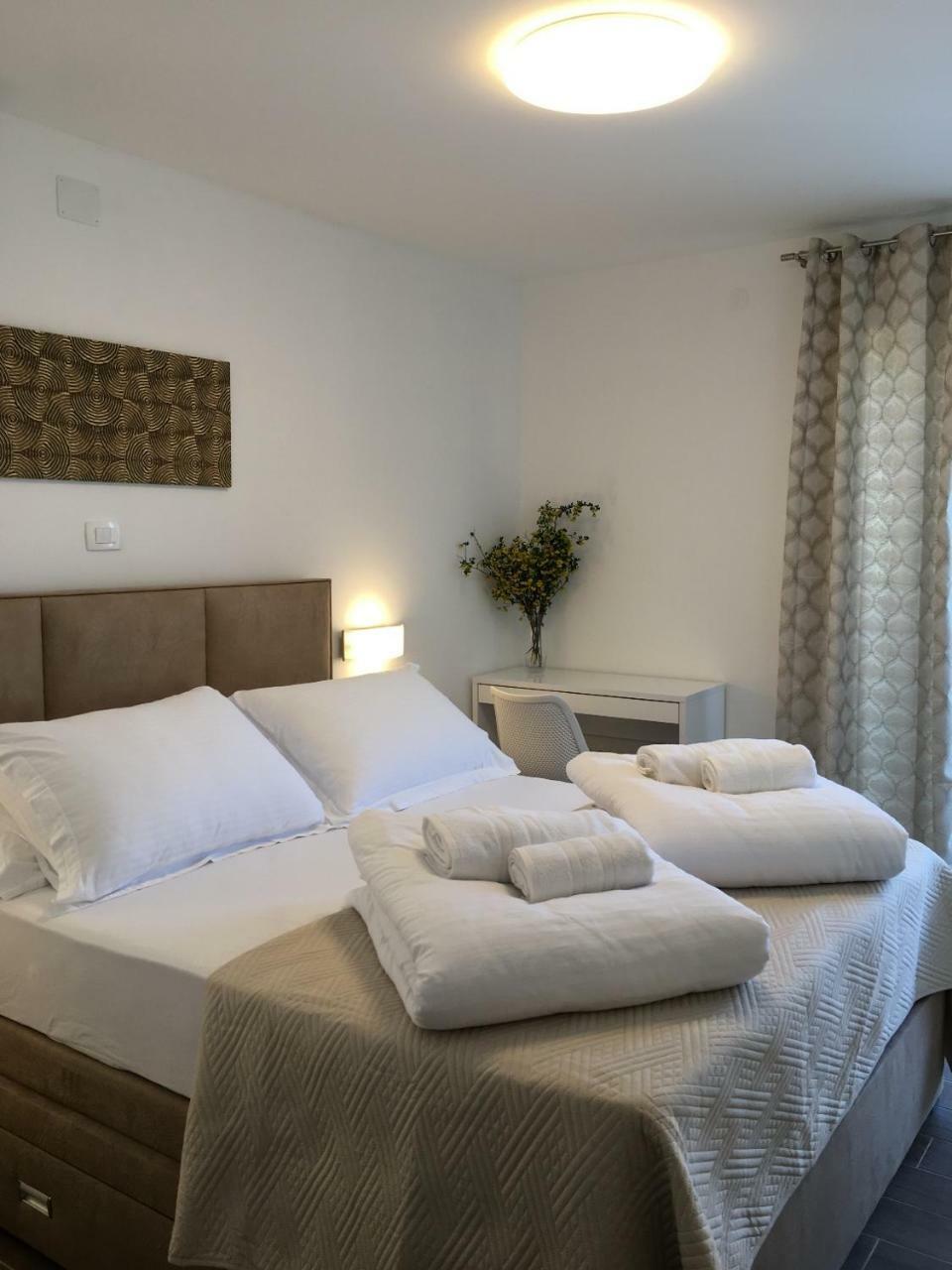 Holiday Hvar Lux Basina Exterior foto