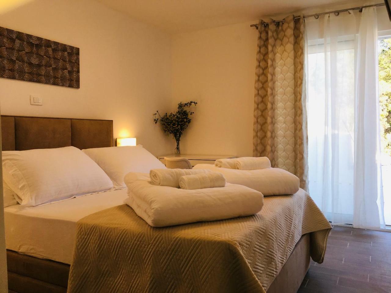 Holiday Hvar Lux Basina Exterior foto